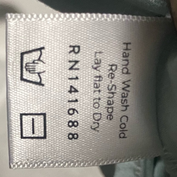 SweetH oney Long Sleeve Onesie               🌵 18 Months - Picture 6 of 7